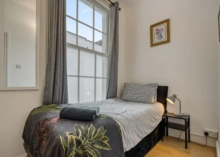 Cosy 2Br Retreat Near Paddington Station